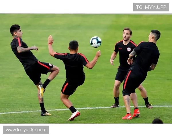 美洲足球俱乐部历史与主场探秘：老李的墨西哥城奋斗与足球情缘