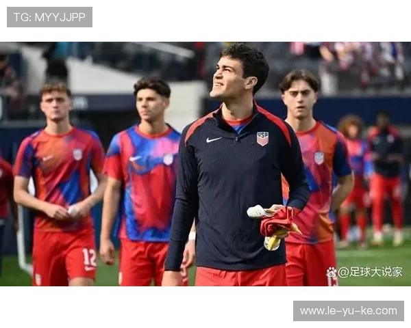 西班牙门将雷纳重返赛场,老将再战顶级联赛