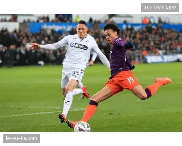 南安普顿进攻火力全开，创造力稳步提升迎战强敌