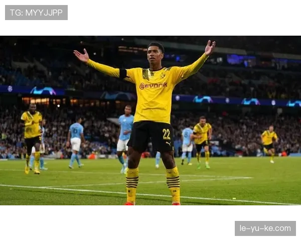 贝林厄姆欧冠破门创纪录，年轻天才闪耀赛场彰显巨星潜质