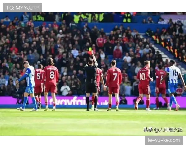 利物浦防线频繁被打身后问题，本质在于高位压迫结构失效，导致稳定性面临考验