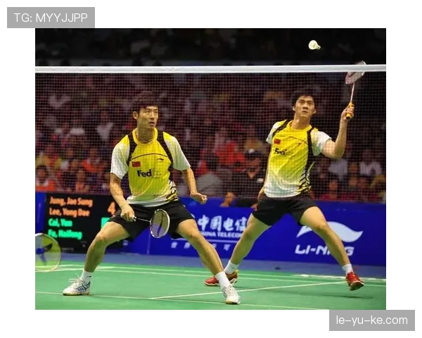 如果把傅海峰当明星，热搜先扒的肯定不是金牌，是那组让普通人看了想问号的私人生活照