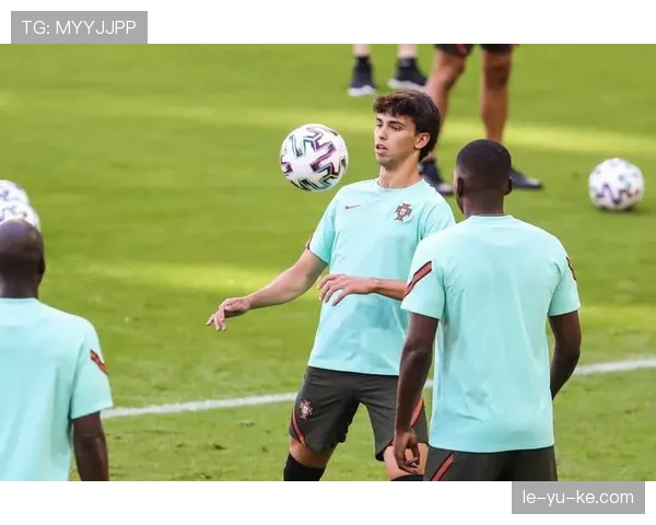 菲利克斯训练完直接去夜店蹦到凌晨？这作息谁顶得住啊